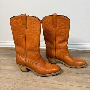 Vintage Womens Wolverine Western Brown Leather Cowboy Boots Size 8.5 embroidered